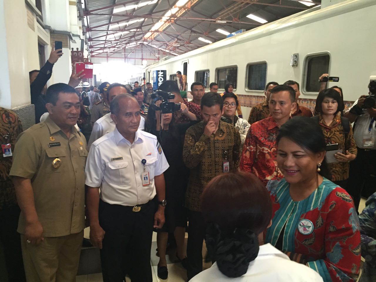 whatsapp-image-2016-10-24-at-13-45-10