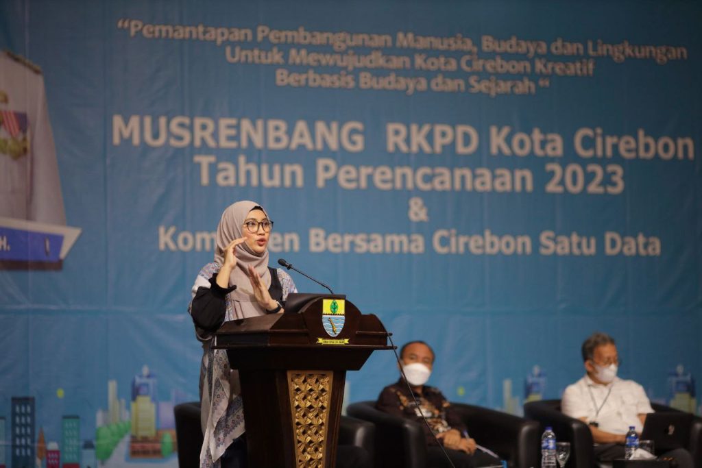 Musrenbang-RKPD-2023-Ada-Tujuh-Prioritas-Pembangunan-Kota-Cirebon-7-1024x683.jpg